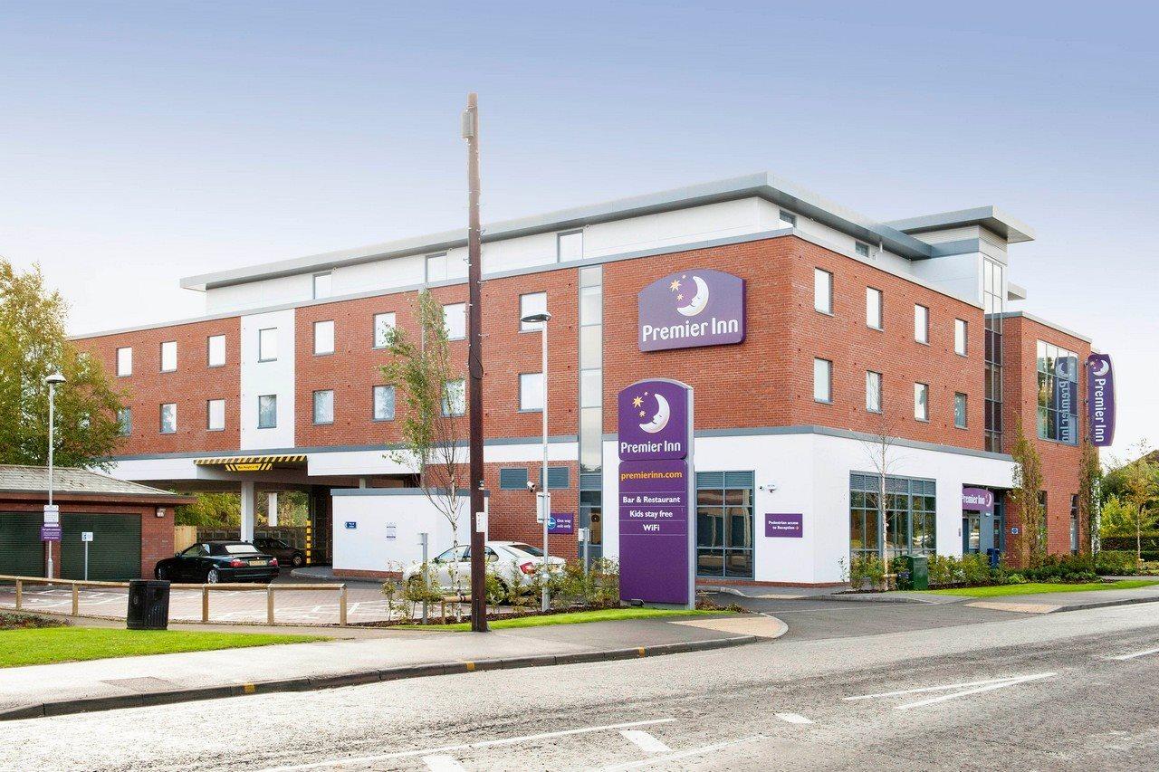 Premier Inn Fleet Esterno foto