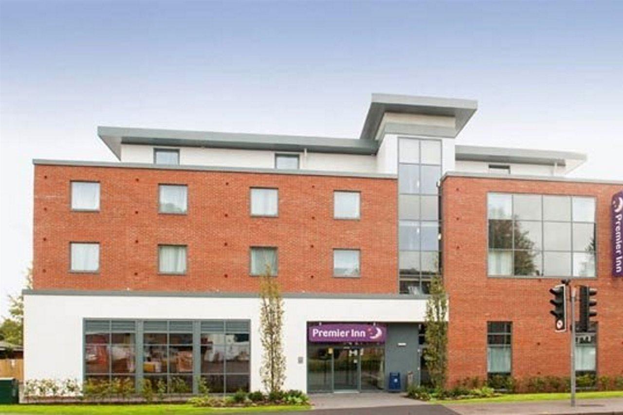 Premier Inn Fleet Esterno foto